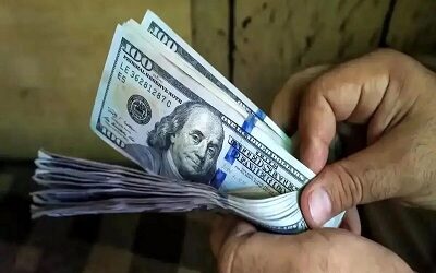 سقف‌های بانکی و رکورد جدید دلار؛ تهران در گرداب فشار و انکار